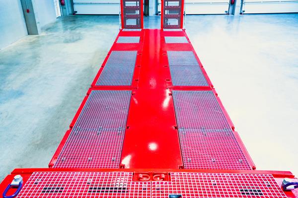 The loading platform coverings for semi-trailers