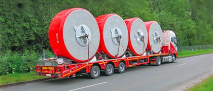 The flatbed trailer with drive-on option